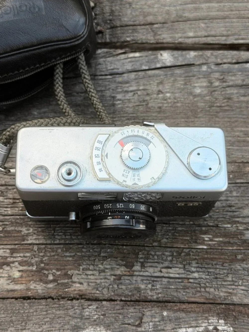Vintage Rollei B35 Black Carl Zeiss Film Camera Lot Plus Flash in Case UNTESTED